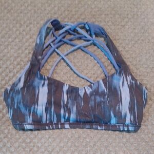 Lululemon Sports Bra size 4